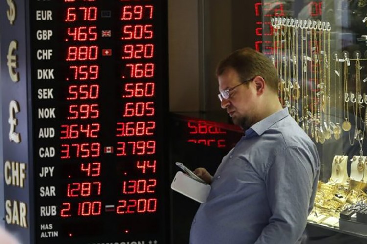 Dolar 26.11'den açıldı
