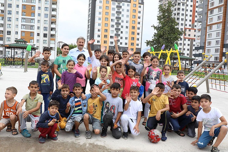 Gençler istedi, Başkan inşa ediyor