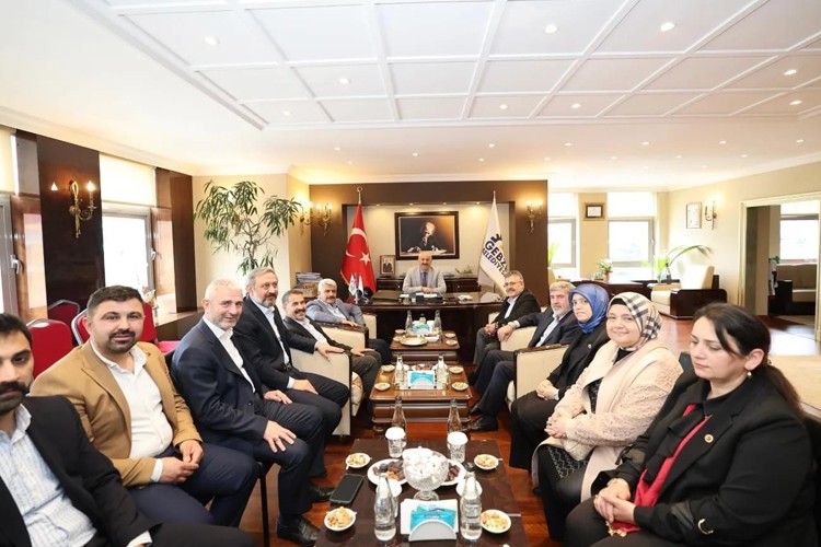 Başkan Büyükgöz'e AK Parti'den Ziyaretler