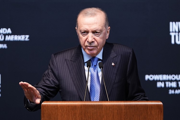 "Türkiye, istikrar adası olduğunu teyit ve tescil etmiştir"