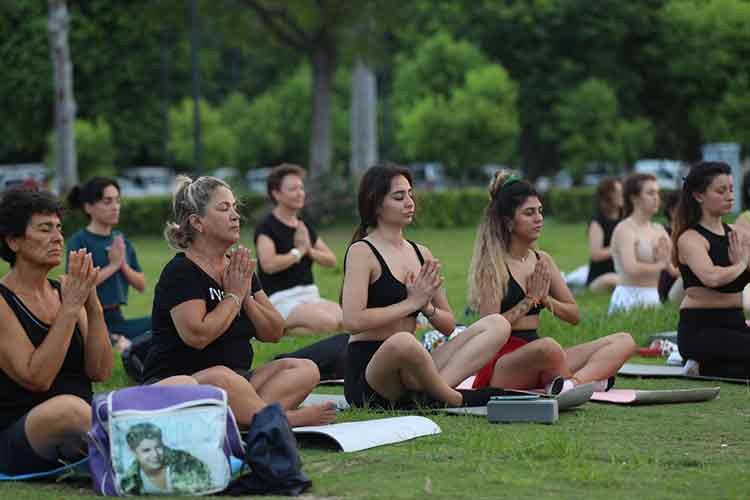 Konyaaltı Sahili'nde "Spor Antalya" etkinliği düzenlendi