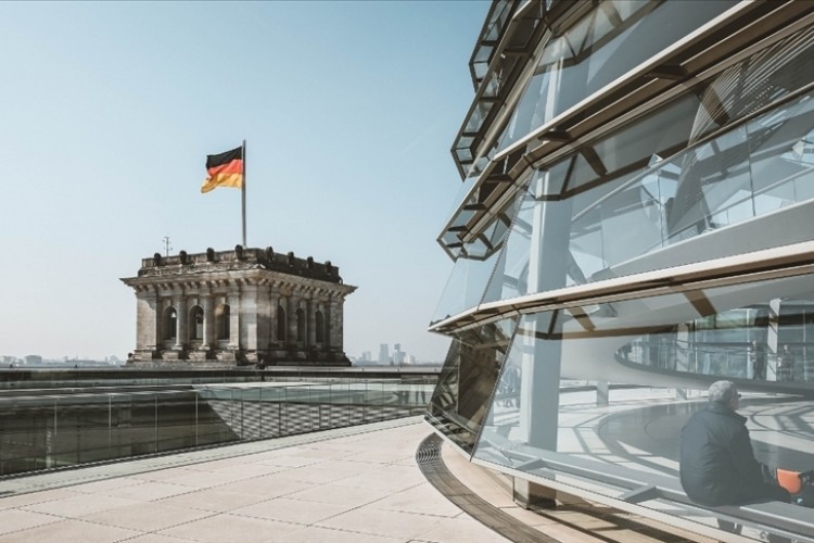 Almanya'da şirket faaliyetlerindeki daralma ocakta devam etti