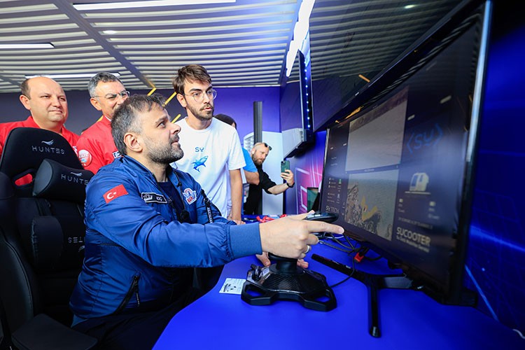 Turkcell'den TEKNOFEST KKTC'de karadan denize ilk 5G denemesi