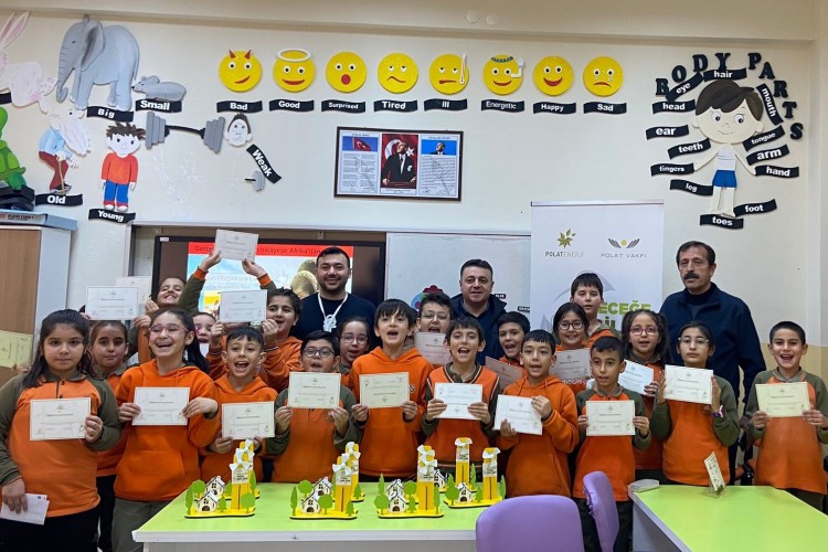 POLAT ENERJİ GELECEĞİN İKLİM ELÇİLERİNİ YETİŞTİRİYOR