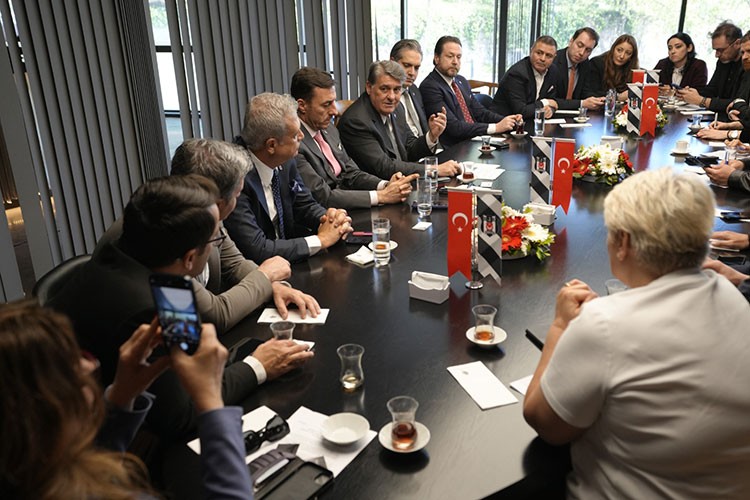 50 milyon euro faiz ödüyoruz