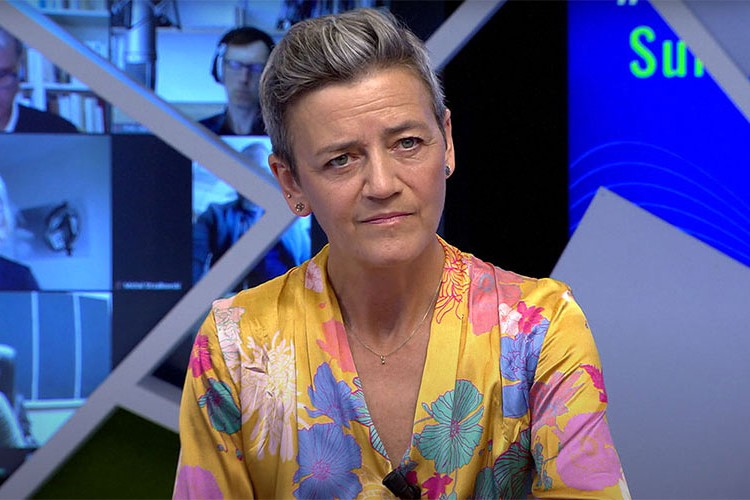 Avrupa Yatırım Bankası başkanı olmak istiyor