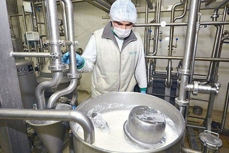 İzmir'de süt işletmelerine yönelik kontrol gerçekleştirildi