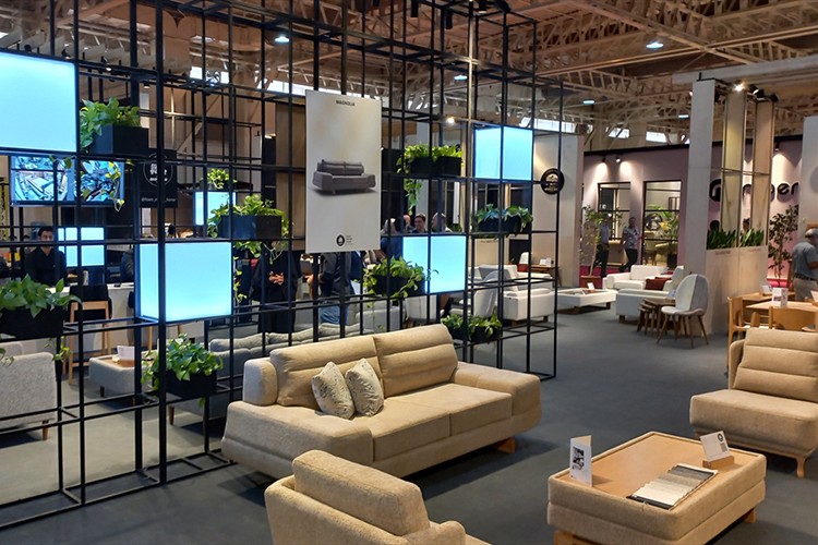 İran'da 32. Uluslararası Mobilya Fuarı kapılarını açtı