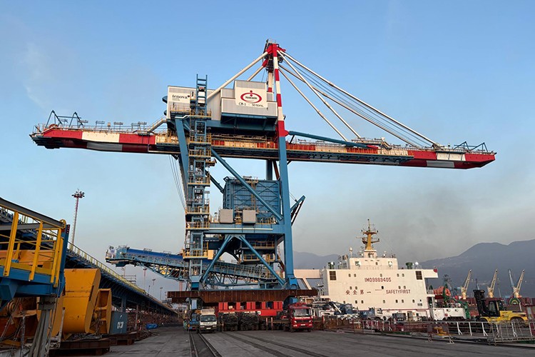 Türkiye'de ilk yapay zekalı vinçler devrede