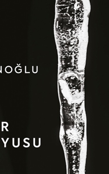 Hikmet Hükümenoğlu'yla soğuk bir İstanbul kışında, gerilim ve korku dolu bir yolculuk