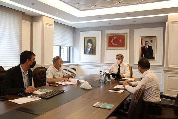 Gelir artırıcı faaliyetler masaya yatırıldı