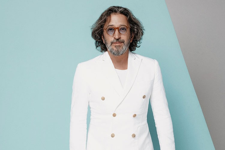 Fettah Can'da "Zaten Yaz Üç Aydı"