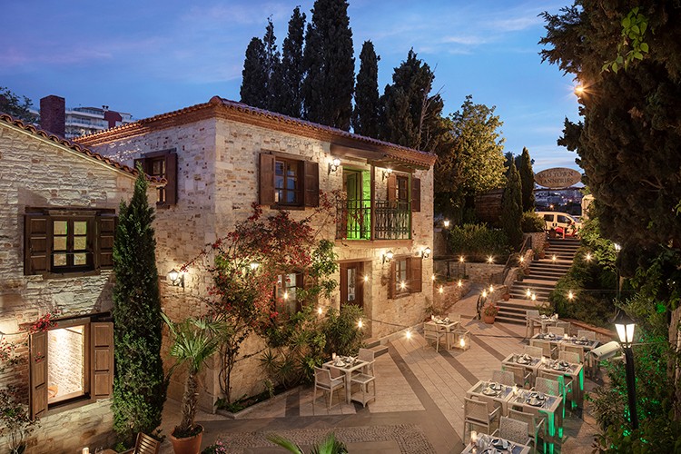 Büyülü bir ortamda unutulmaz bir müzik ziyafeti