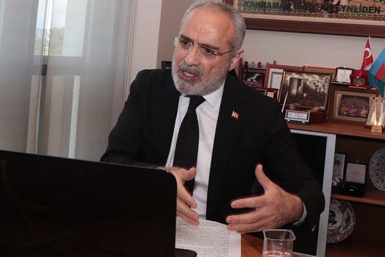 "İsteyenle sahada isteyenle masada konuşuruz"