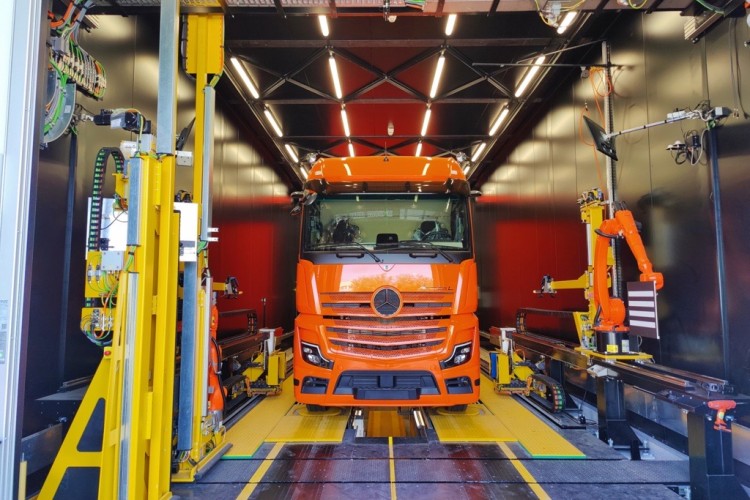 Mercedes-Benz Türk Yenilikçi Teknoloji Projelerine Hız Kesmeden Devam Ediyor!