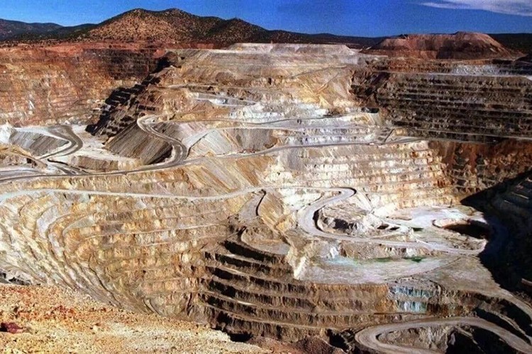 Kritik madenler stratejik hisseler