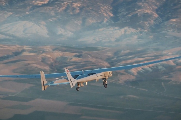 2 saat 30 dakika boyunca göklerdeydi