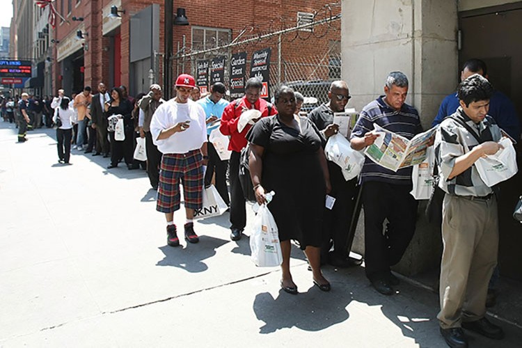 İngiltere'de işsizlik düştü
