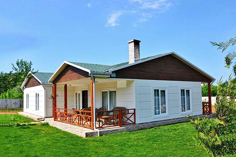 Karmod'dan yumurta tavukçuluğu çalışanlarına konteyner konaklama çözümü