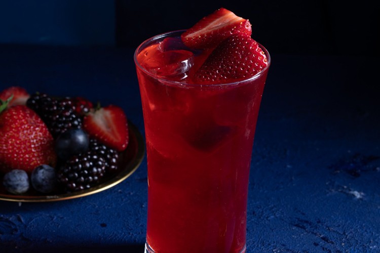Altı saatte ustalıkla hazırlanan geleneksel limonata