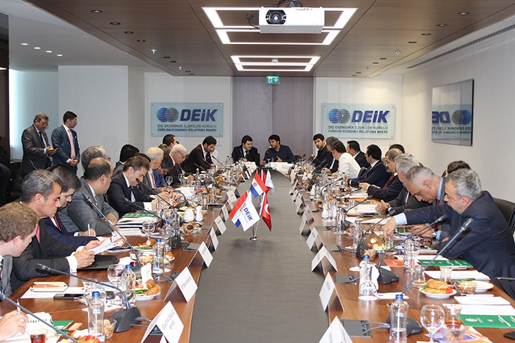 İhracatta hedef Paraguay