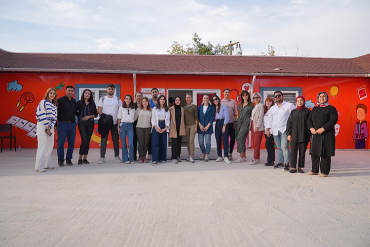 Çocuk, Genç ve Kadınlar İçin Anlamlı Proje