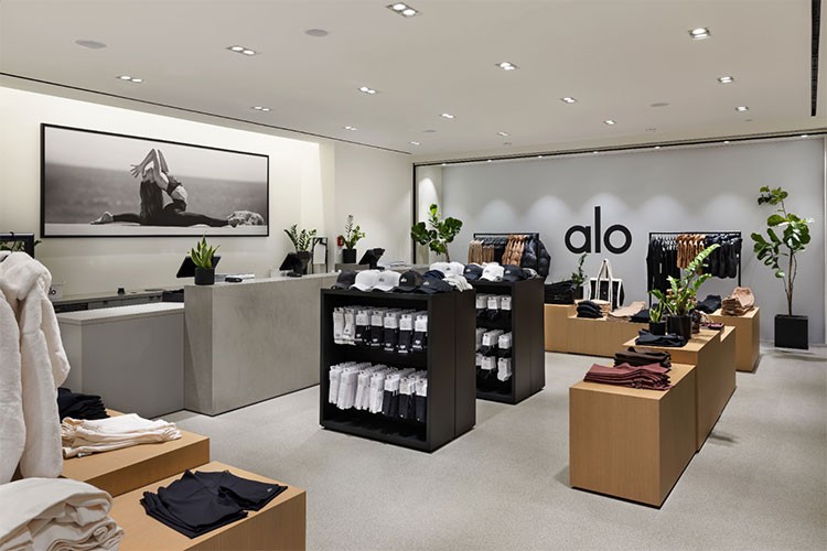 Alo Yoga, Yeni Mağazasıyla Türkiye'ye Giriş Yaptı