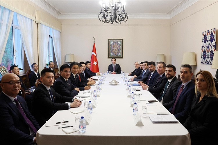 Nükleer enerjide işbirliği imkanlarını görüştüler