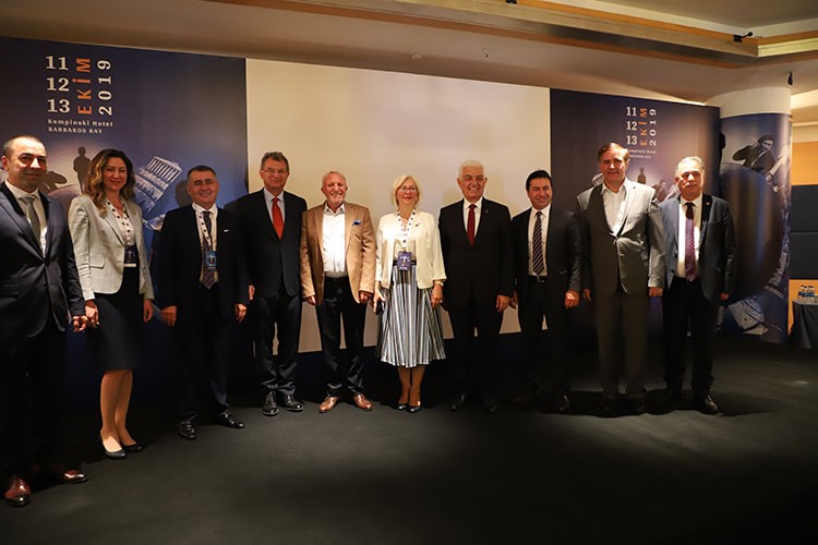 "Birçok önemli konu var"