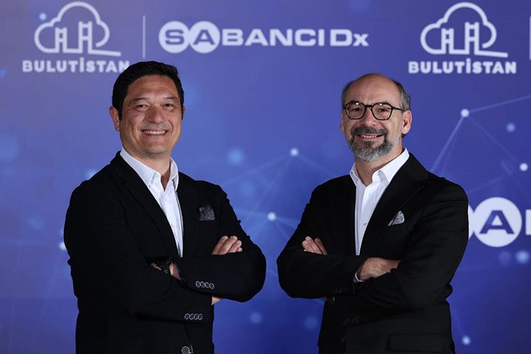 Bulutta 'tek adres'ten dünyayı radarına aldı