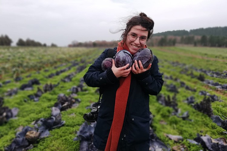 Çiftçiden uyarı: İnsanı da öldürüyor