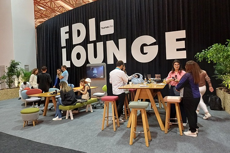 Ofislerde döjnüşüm ele alındı