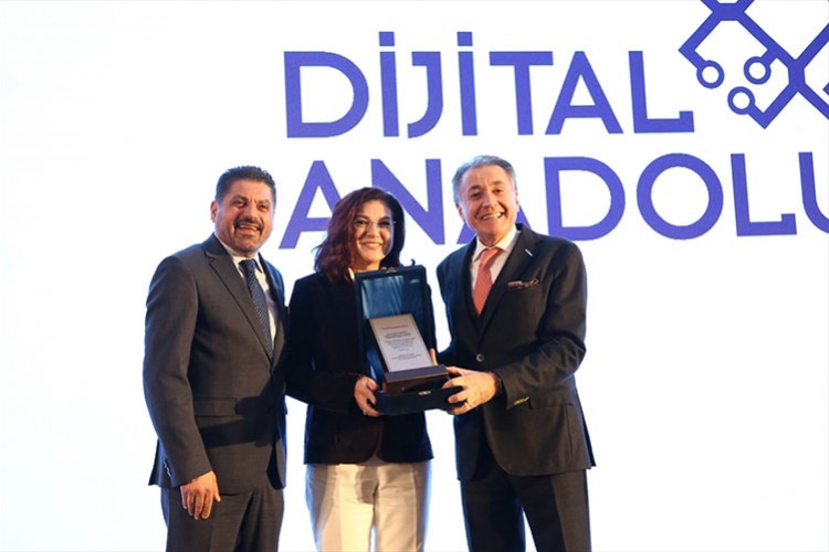 Denizli'de KOBİ temsilcileriyle dijital dönüşüm buluşması