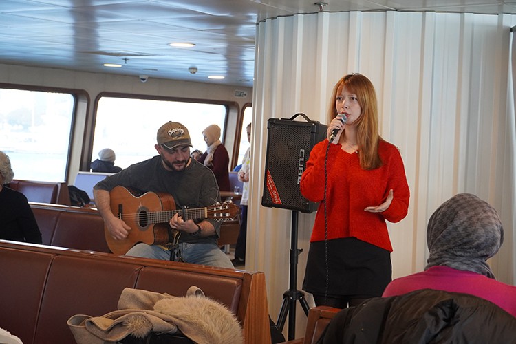 Boğaz'da 8 Mart coşkusu