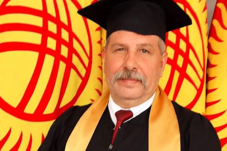 Bir tiyatro neferi: Erdoğan Eğmen