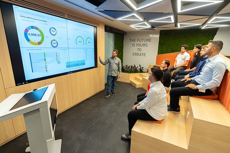 Dijital Dönüşümün Kalbi Future Lab'de Atıyor