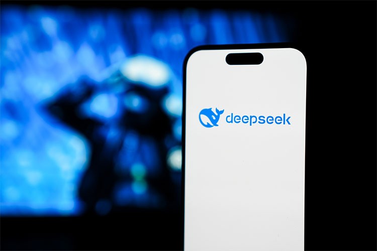 Çip şirketlerinin hisselerinde "DeepSeek" sonrası satış baskısı
