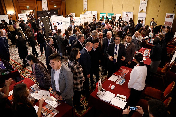 "Talent For Biz" kariyer fuarı