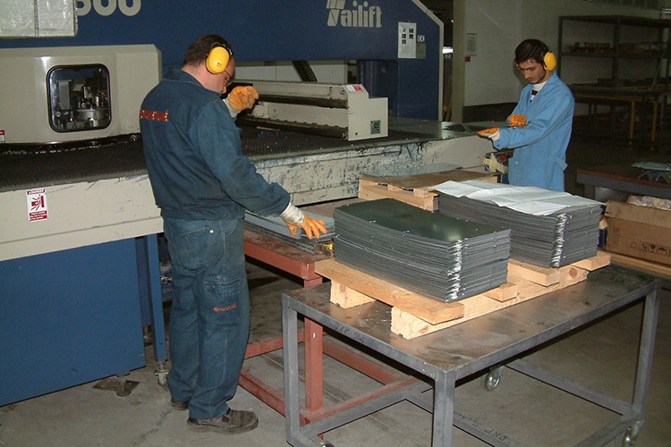 Döviz artıyor, Kobi'ler fiyatlamada zorlanıyor