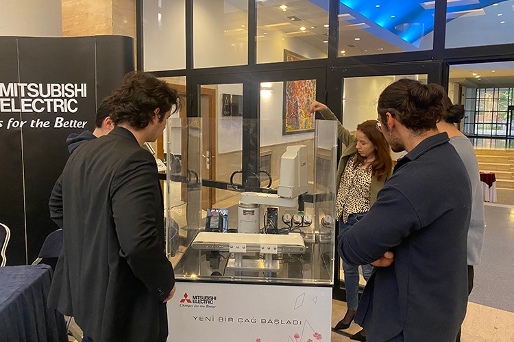 ODTÜ'lü öğrencilerden onur ödülü