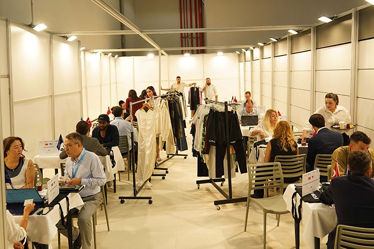 100'ü aşkın ülkeden binlerce seçkin alıcı İstanbul'a geldi