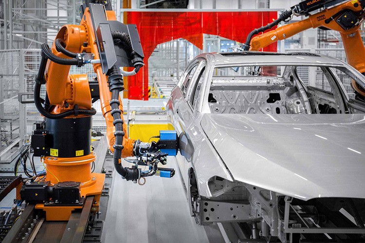 Alman otomotiv sektöründe duyarlılık "serbest" düşüşte