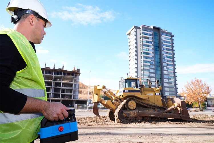 Dev iş makineleri teknolojinin yardımıyla çağ atlıyor