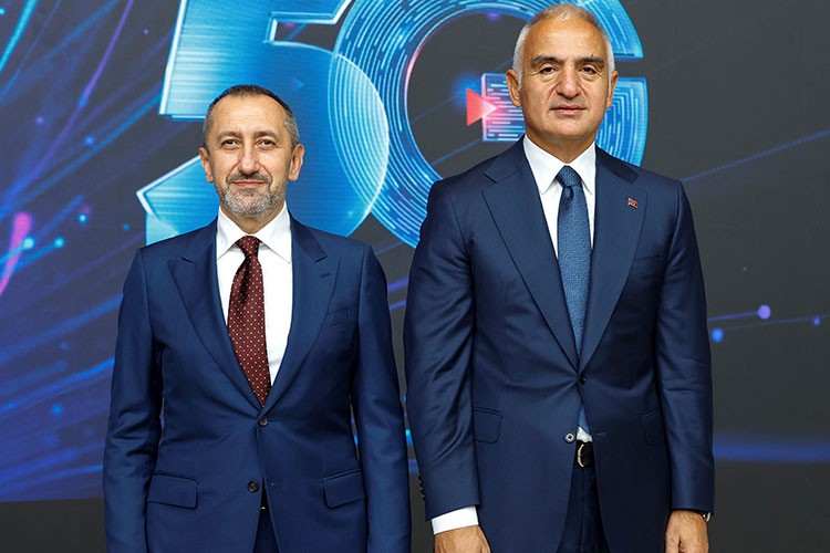 Türk Telekom'dan sanatın kalbi AKM'de 5G deneyimi