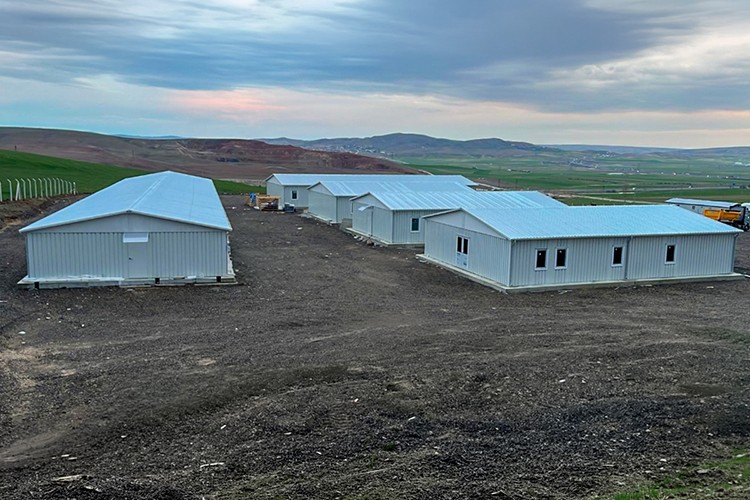 Karmod Ankara'da kara yolu projesine şantiye kurdu