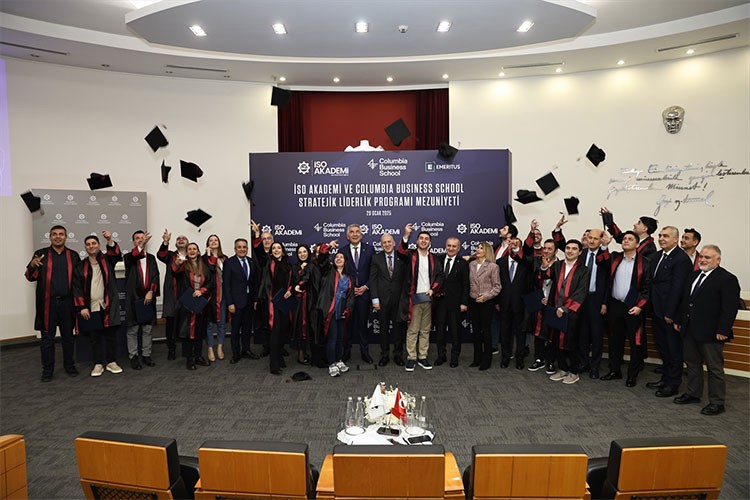 İSO Akademi'nin sertifika programı ilk mezunlarını verdi