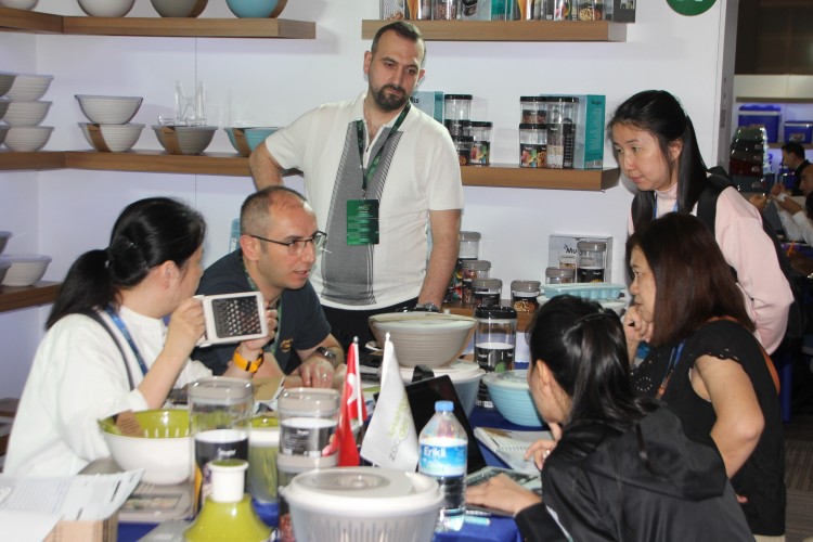 ZÜCDER'de 2 milyar dolarlık iş anlaşması