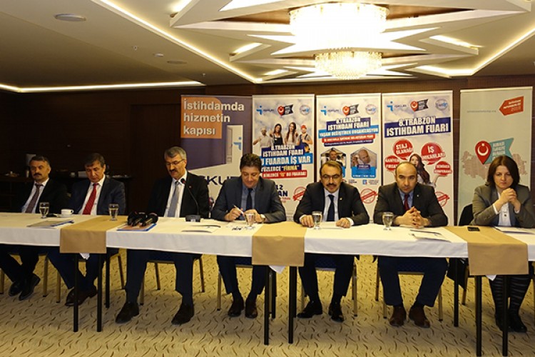 Trabzon'da istihdam fuarı