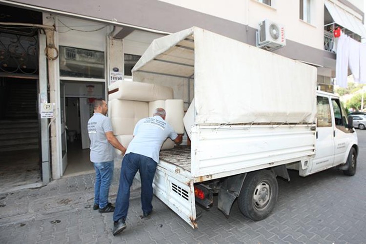 Üniversite öğrencilerine ev eşyası desteği