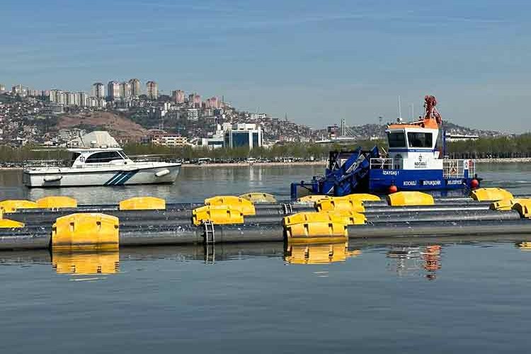 Dip çamurunun temizlenmesi için şantiye kuruldu